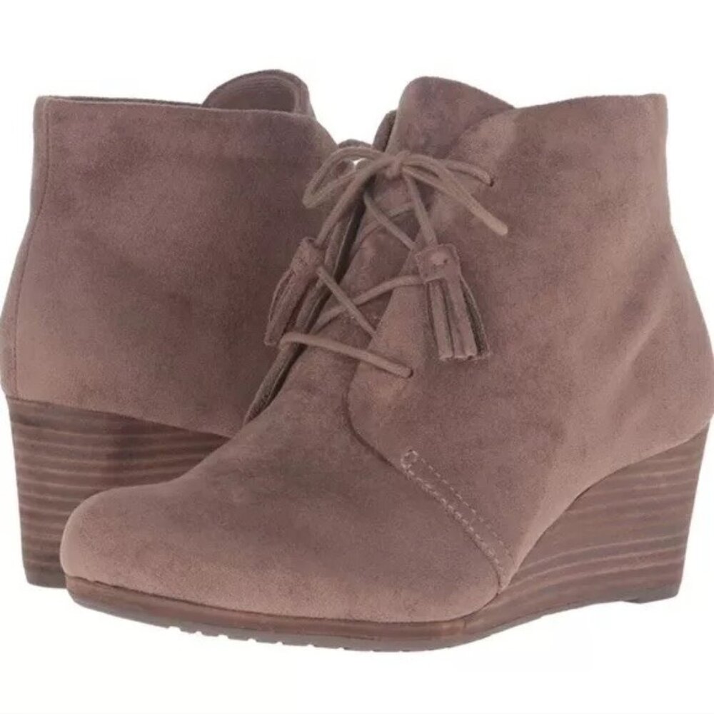 Dr. Scholl’s Dakota Lace-Up Bootie